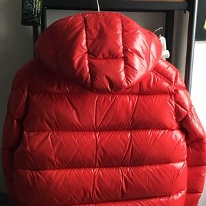 Red Hot!Mens Moncler Winter Jacket with detachable / Adaptable hood